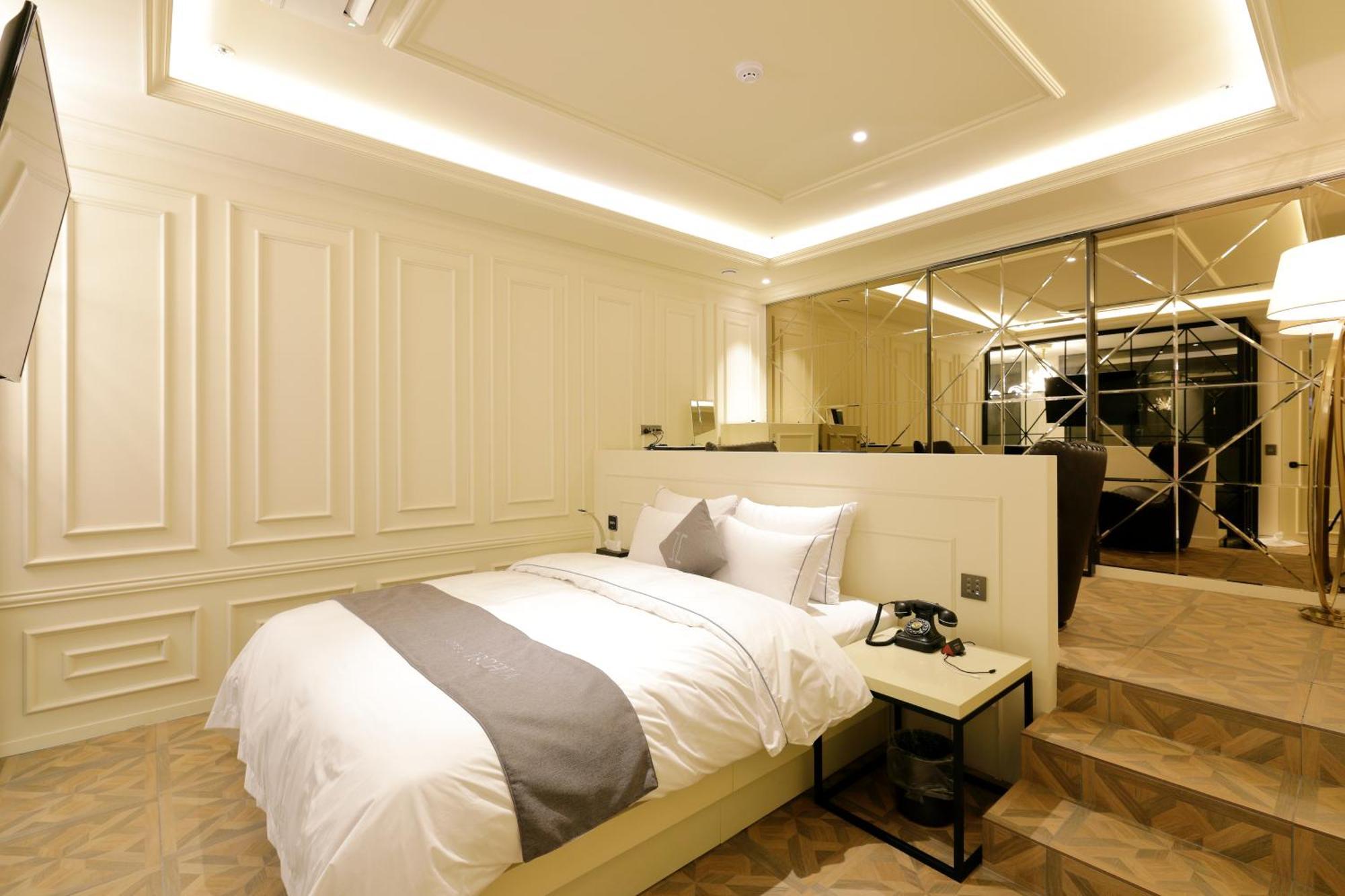 Ischia Hotel Yongin Exterior photo